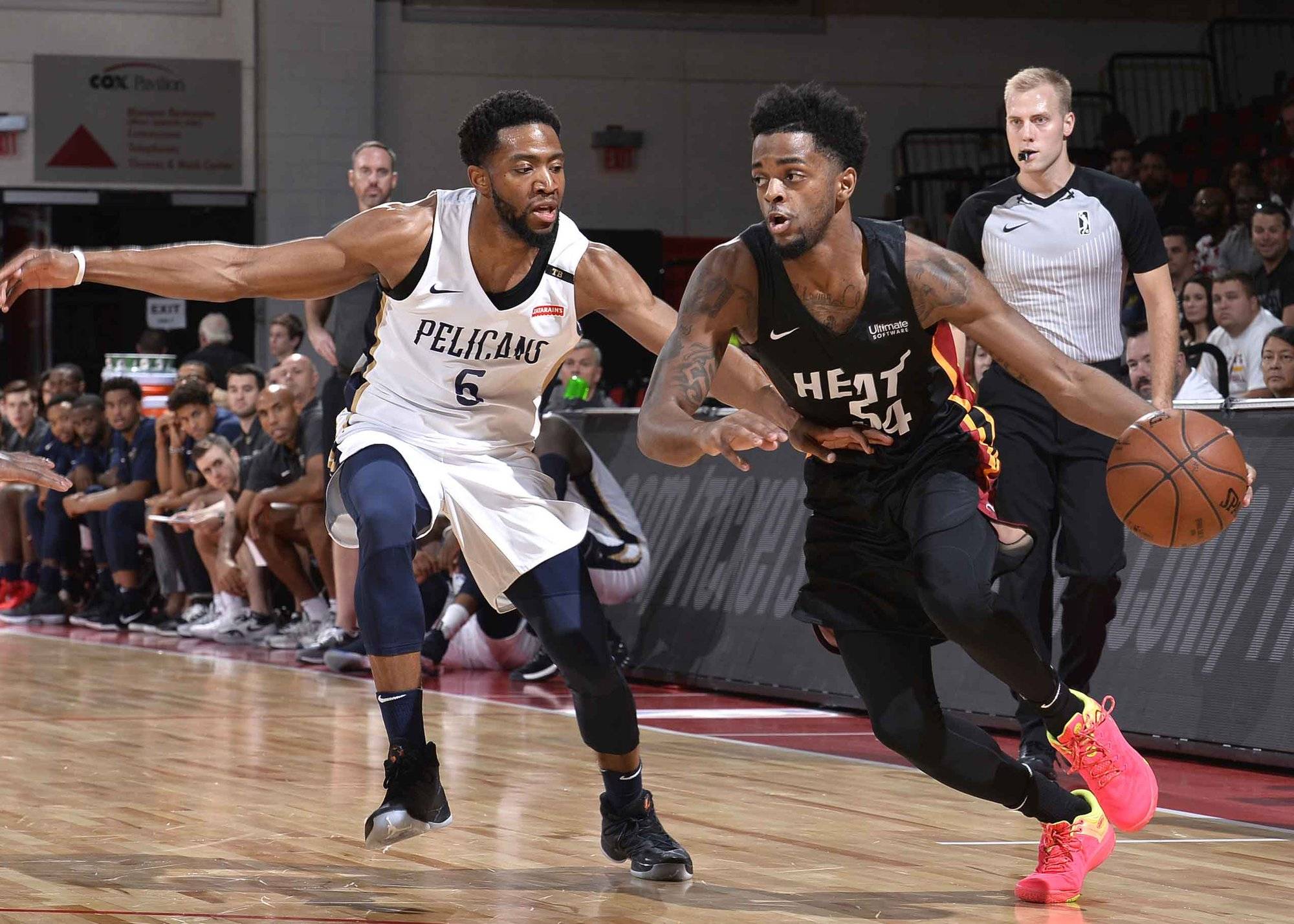 关于孟菲斯灰熊训练开放日,窗口期外线爆发引欢呼,意甲在即,心理建设被强调的信息 关于孟菲斯灰熊训练开放日,窗口期外线爆发引欢呼,意甲在即,心理建设被强调的信息