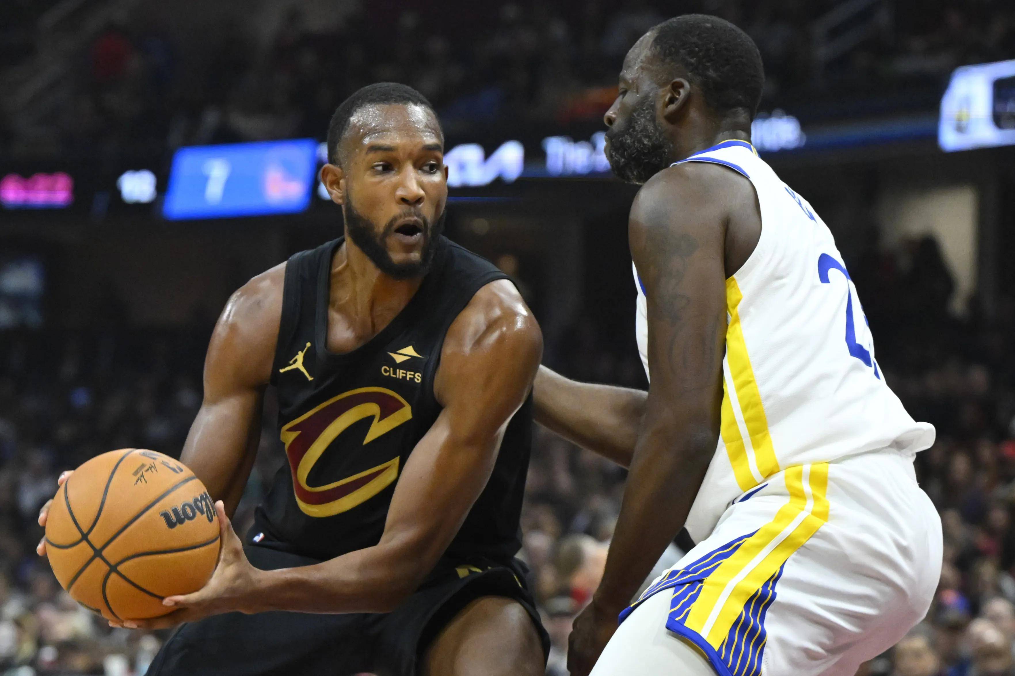 金年会官方在线入口今晚体能课后，夏洛特黄蜂再遭质疑备战NBA常规赛，话题不断，赛季目标并未改变的简单介绍