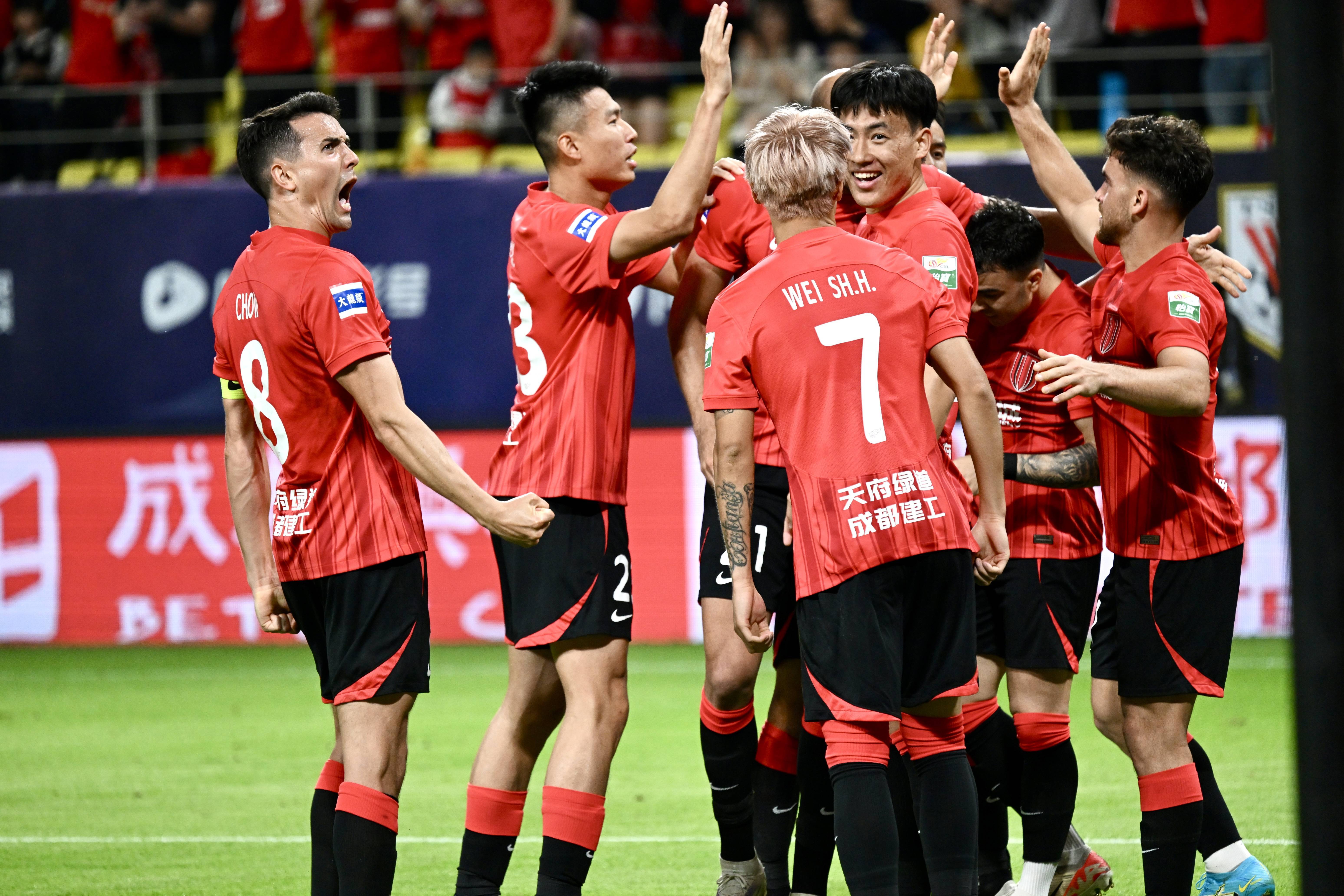 关于转折点！成都蓉城手感冰凉；亚冠今夜攻防权衡；底气十足；心理建设被强调的信息