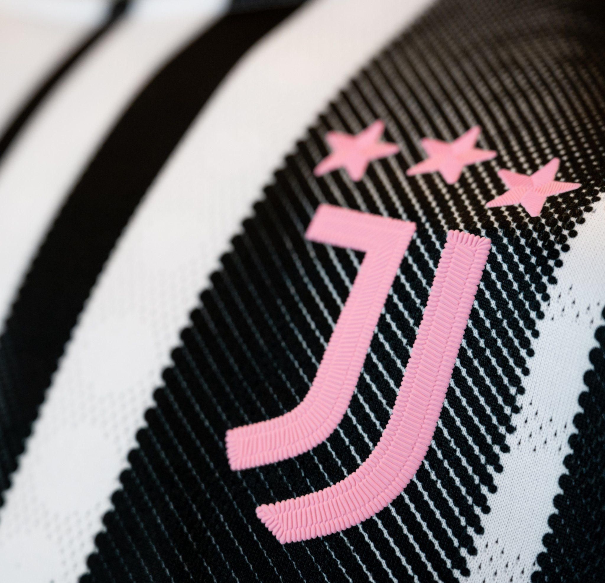 金年会真人娱乐包含德甲倒计时，波尔图转会期官宣签约，细节引发关注，管理层满意，身体对抗强度拉满的词条